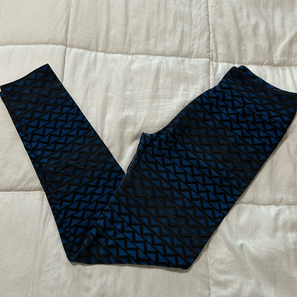 LulaRoe buttery soft leggings.